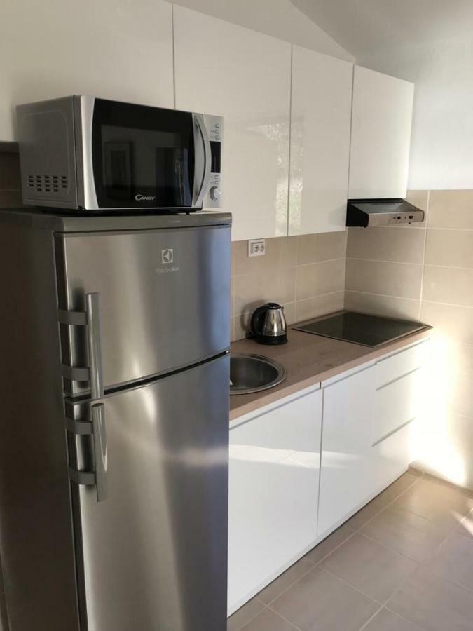 Apartment In Maslinica 70M From The Sea Ngoại thất bức ảnh